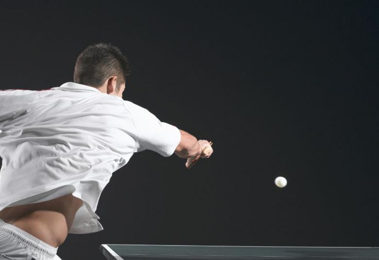 ¿Cómo elegir la pala de ping pong perfecta? Descubre las mejores maderas en VSport