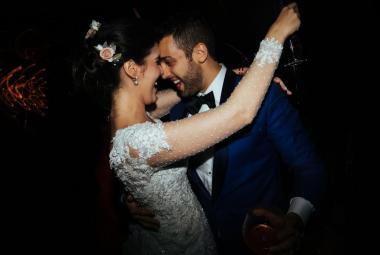 Trajes de novio en Jaén: elegancia y estilo para un día inolvidable