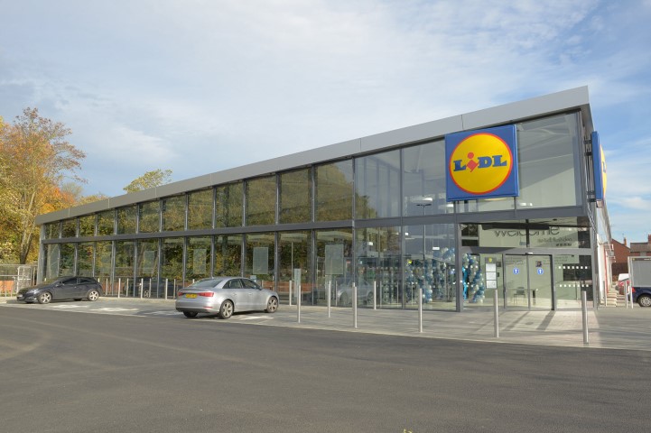 Lidl lanza un cargador de batería para coches que promete arrasar en ventas