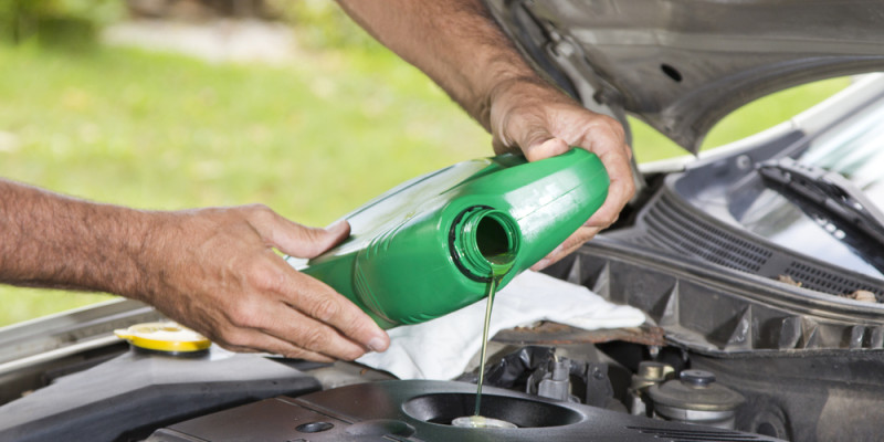 Aditivos: ¿Por qué son tan importantes para nuestro coche?