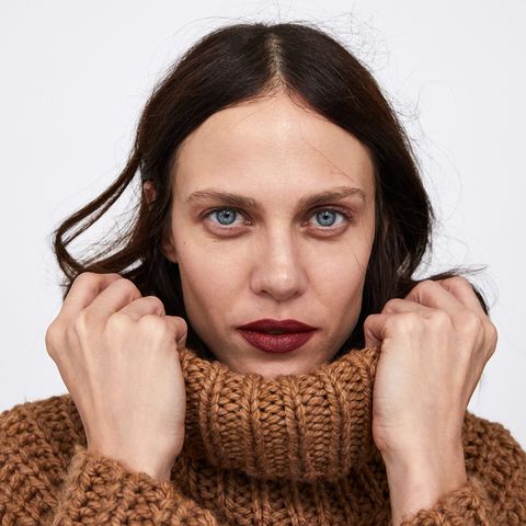 Modelo con maquillaje de Zara