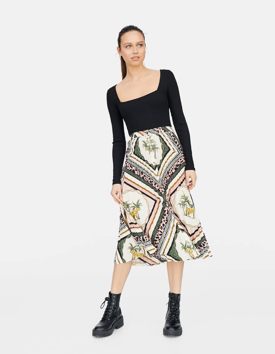 Faldas plisadas de Stradivarius