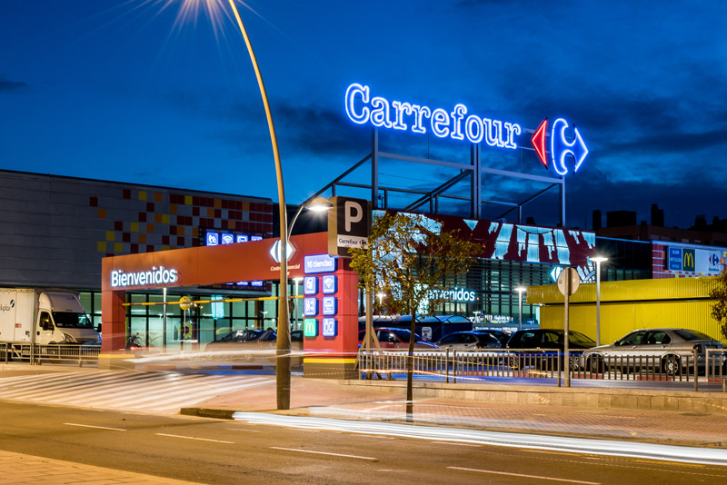 Horario de apertura en Carrefour puente de diciembre 2019 viernes 6 y lunes 9