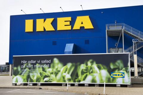 Ikea convenio con Pizza Hut: mesa para pizzas y pizza de albóndigas sueca