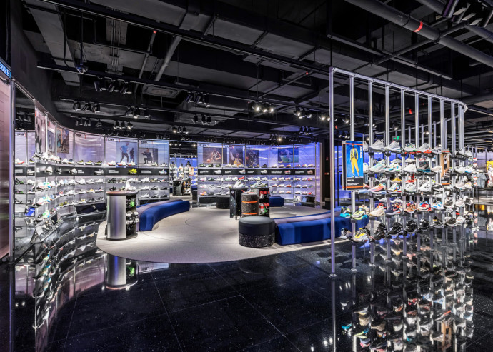 Nike: nuevo establecimiento Nike Rise