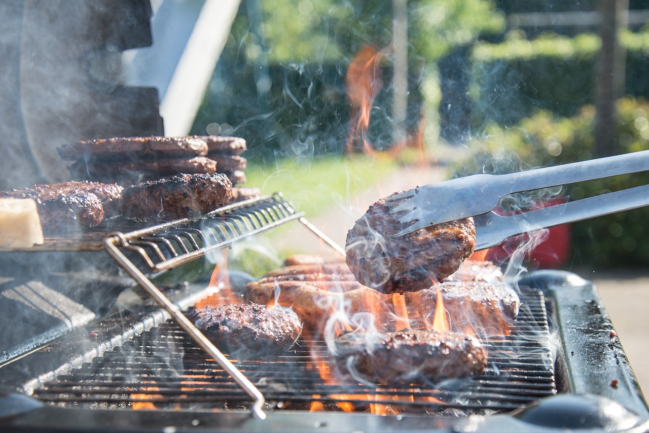 ¿Cómo hacer una barbacoa? Consejos imprescindibles para que salga bien