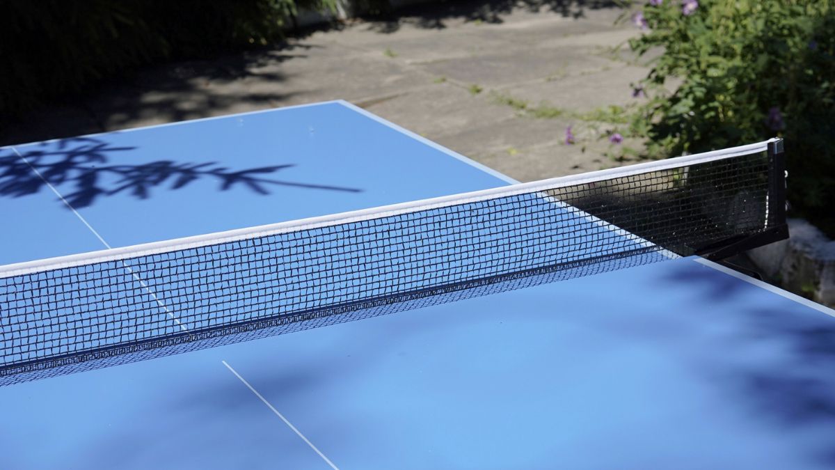¿Qué tener en cuenta al elegir una mesa de ping pong exterior?
