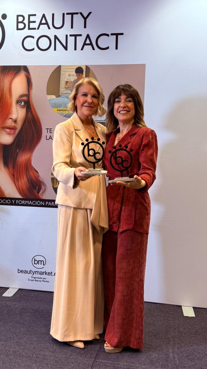 Dos Granadinas Reciben los “Beauty Contact Awards” de Andalucía 2025
